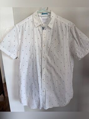 Denim & Flower White Black Print short sleeve button down Men medium